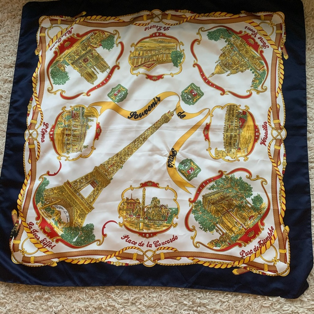 Vintage paris monument scarf